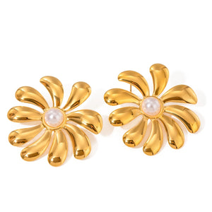 Gwen Statement Stud Flower Earrings