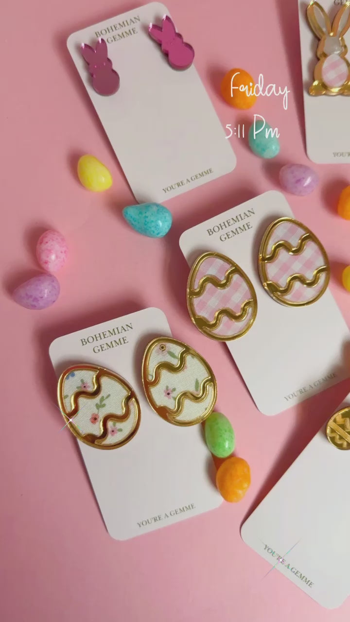 Anastasia Lavender Gingham Easter Egg Studs